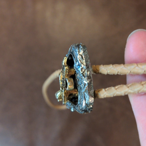 Vintage Western Bolo Necktie w/ Golden Saddle & Silvertone Stirrup Sliding Clip - Picture 7 of 9